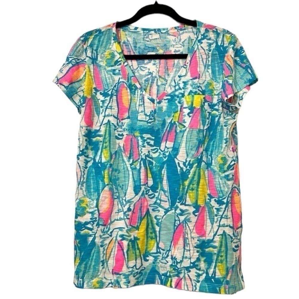 Lilly Pulitzer Beach and Bae Sailboat V Neck Tee Small Short Sleeve Womens